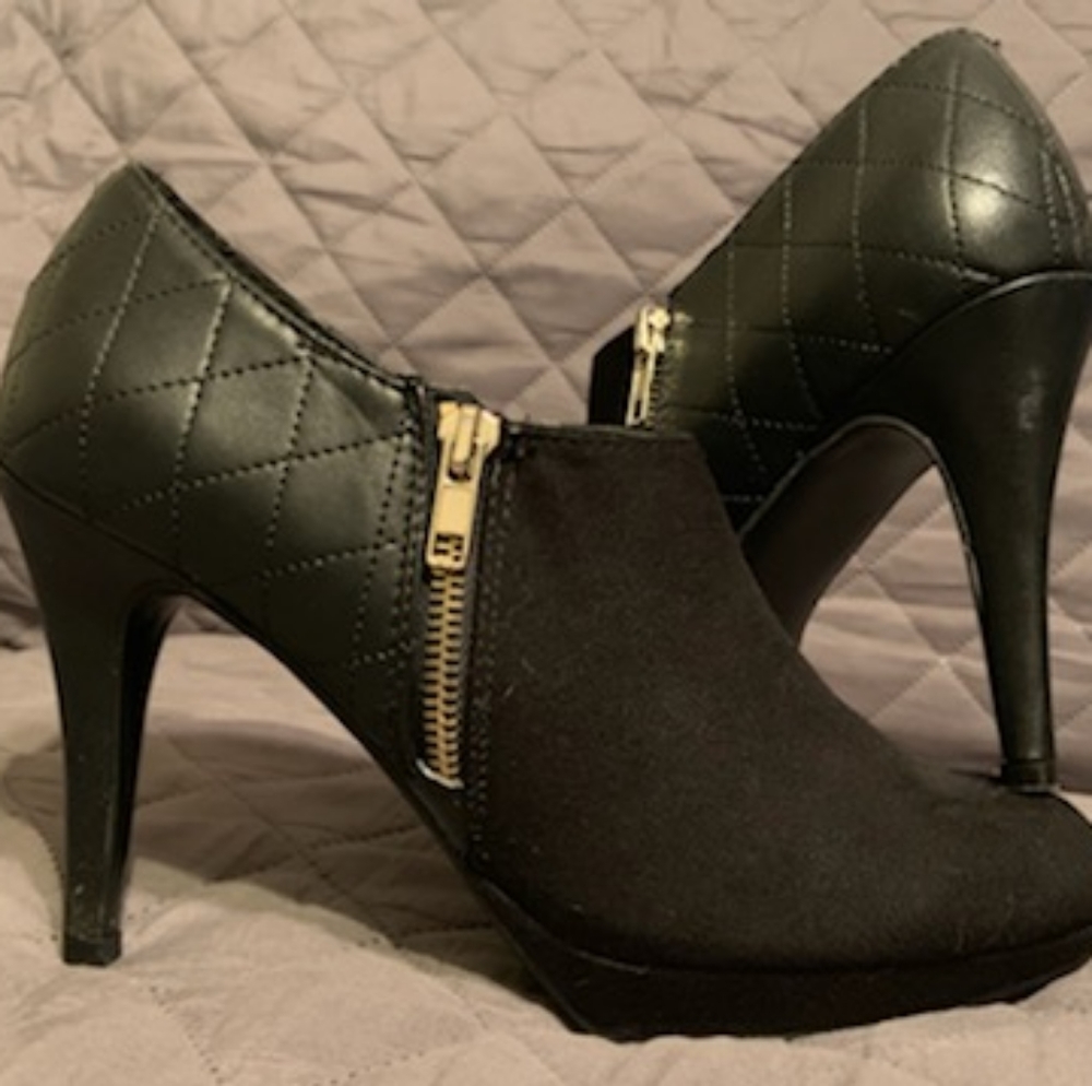 Impo Trinket heels
